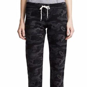 Monrow 3/4 Vintage Sweats in Charcoal Camo